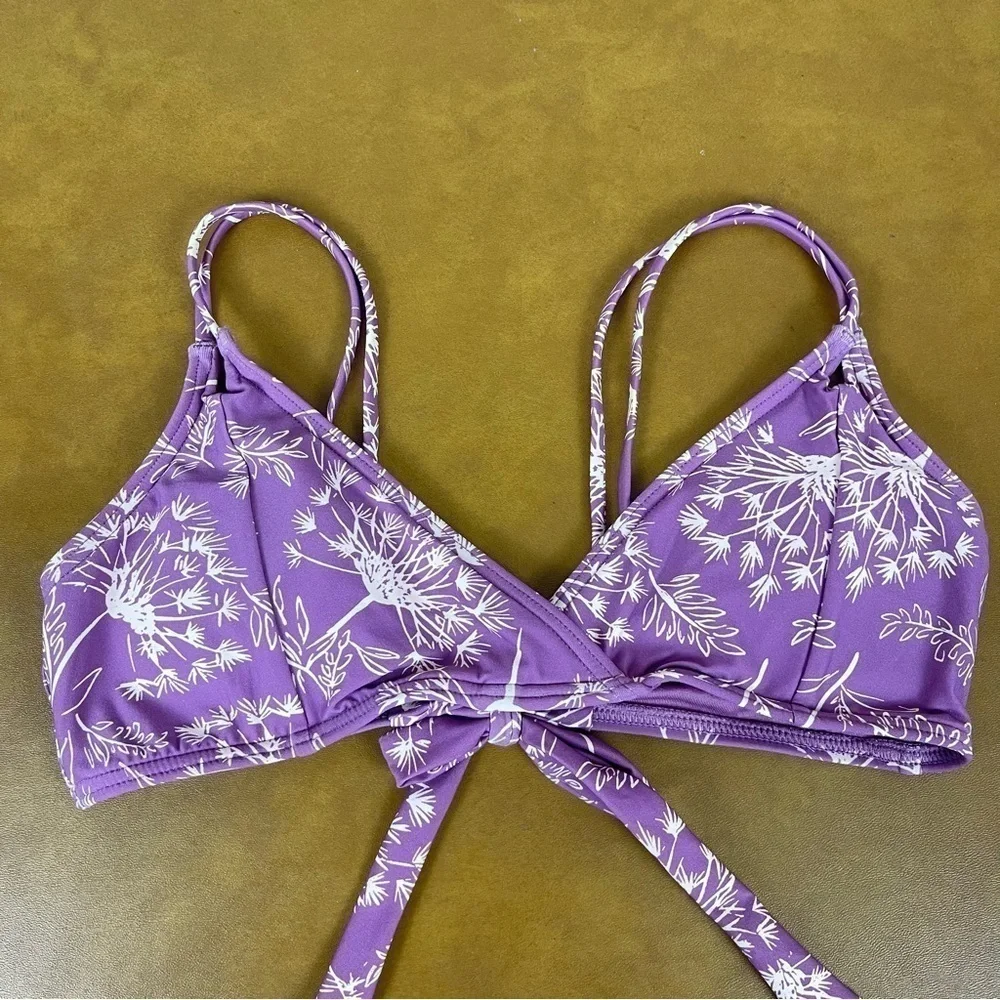 O’Neill Layne Triangle Bikini Top Size 14 Girls‎